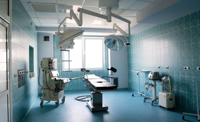 Pavimenti in resina per ambito sanitario: studi medici, farmacie e laboratori