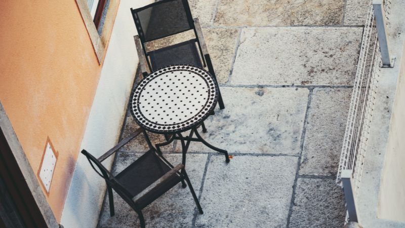Quando il supporto va risanato prima i casi in cui la resina non si posa subito